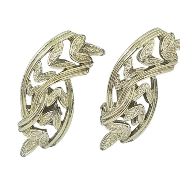 Vintage Coro Signed Gold-Tone Leaf Strong Clip-On Earrings Costume Retro - Picture 1 of 6